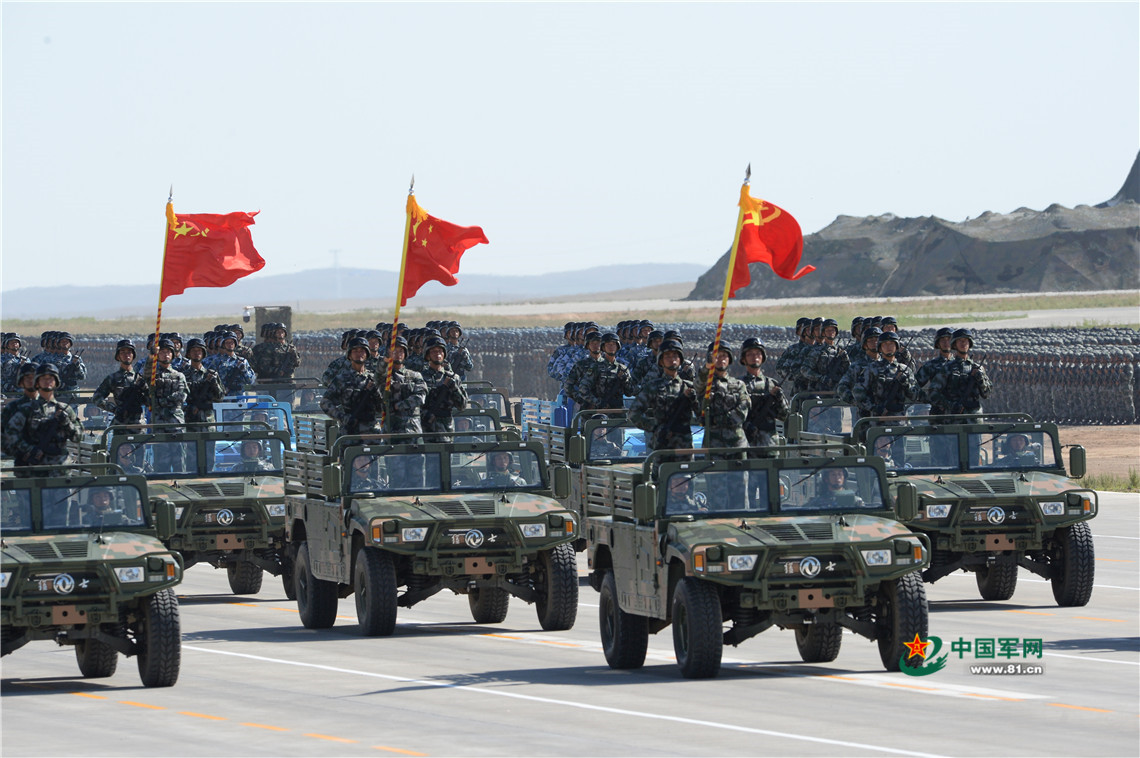 7月30日,庆祝中国人民解放军建军90周年阅兵在位于内蒙古的朱日和